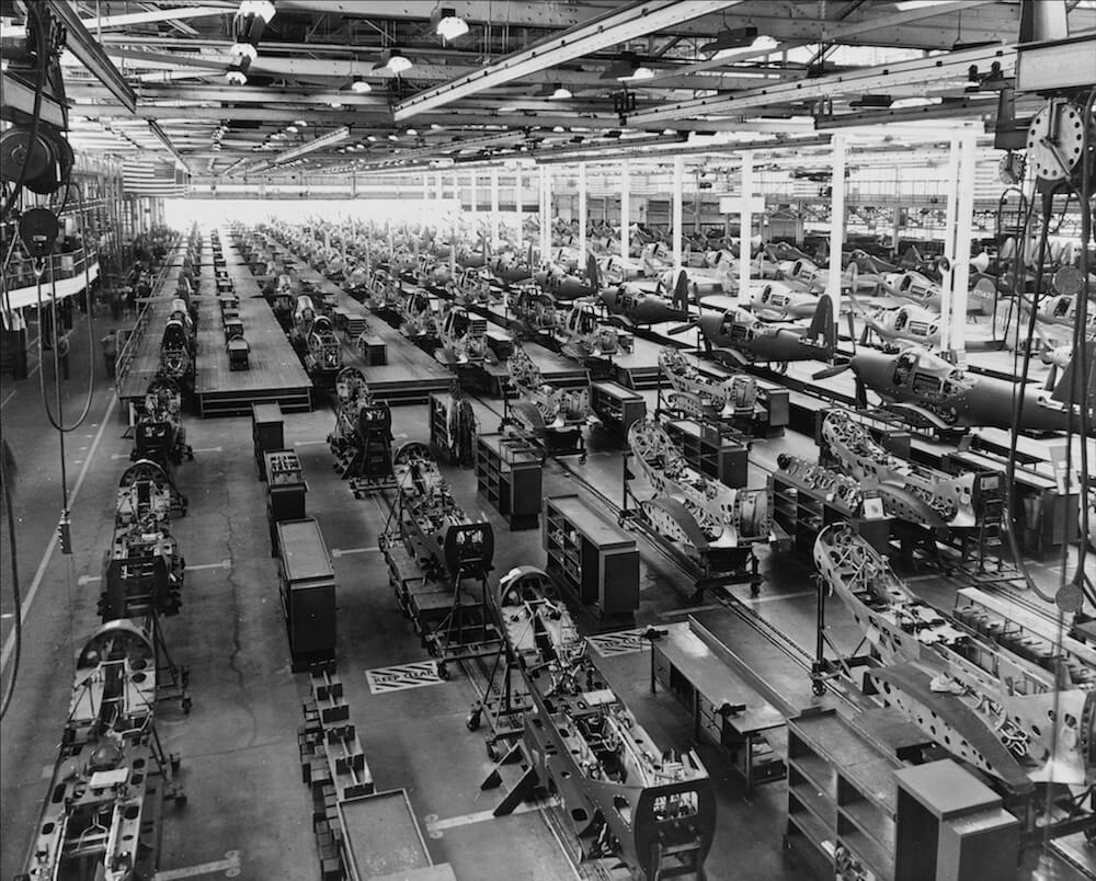 Bell Aircraft’s assembly plant in 1944