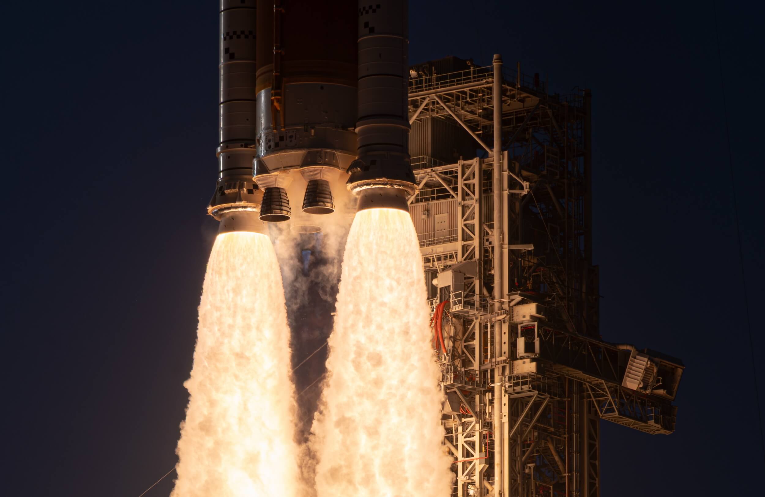 Artemis II launch representing the aerospace and defense workforce report